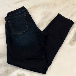 Dark Lucky Brand skinny jeans. Size 10. Worn once. No holes/tears/distressing.